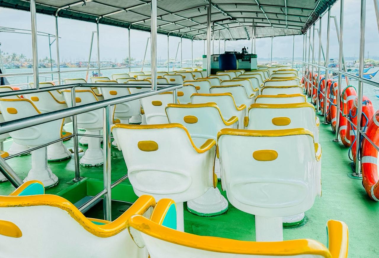 Sunset Cruise — Ocean Queen 2 (8 seats) gallery photo 7