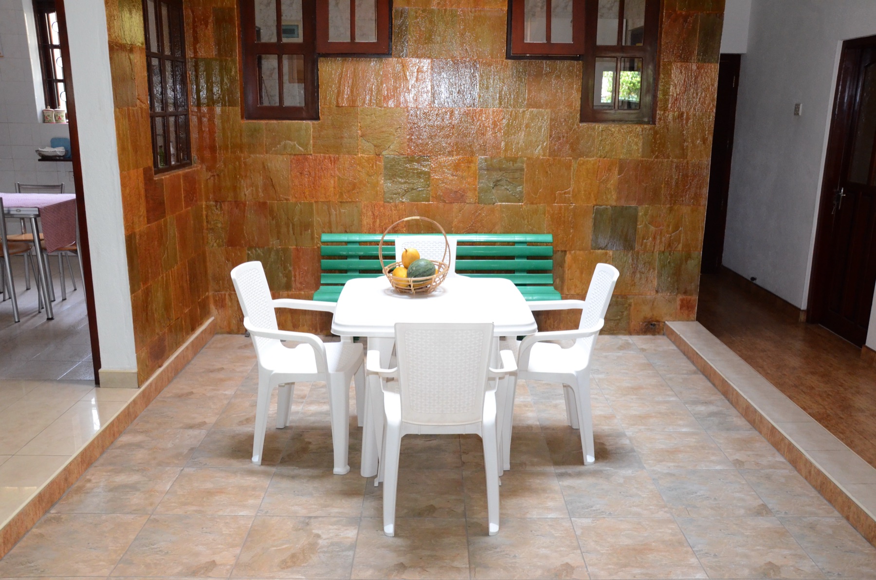 Gondolas Home Stay Welisara gallery photo 15