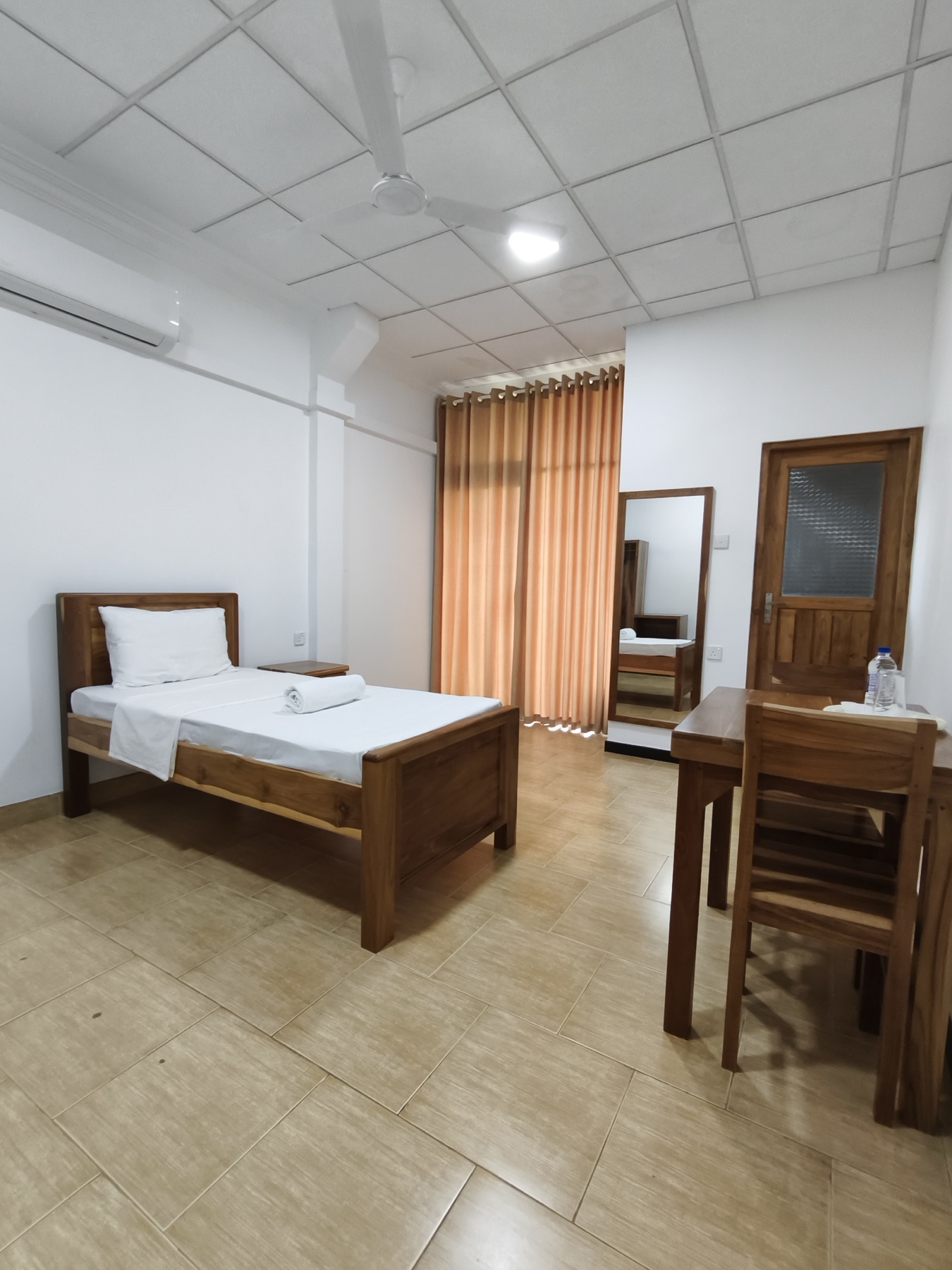 Gondolas Hotel Stay Welisara gallery photo 4
