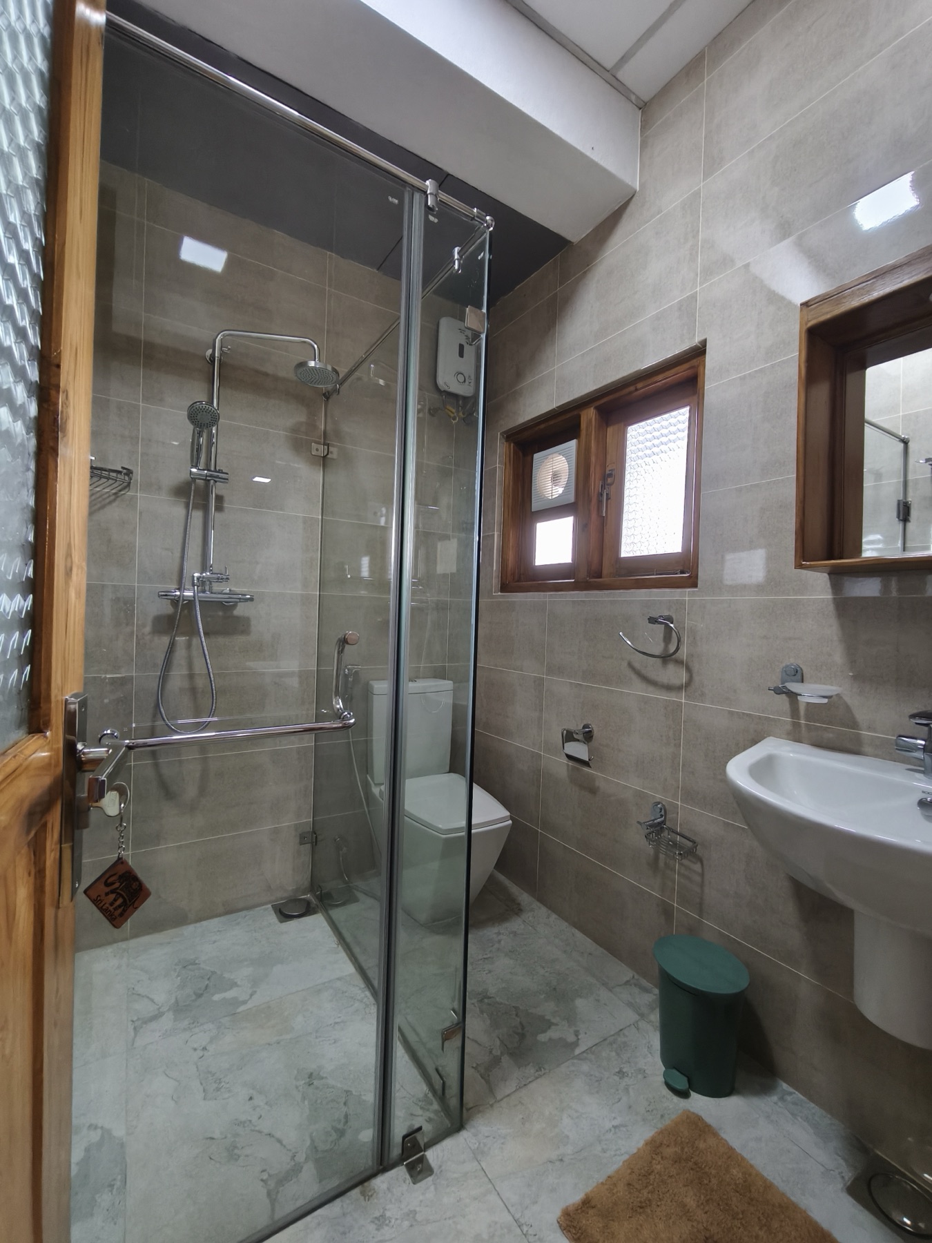Gondolas Hotel Stay Welisara gallery photo 11