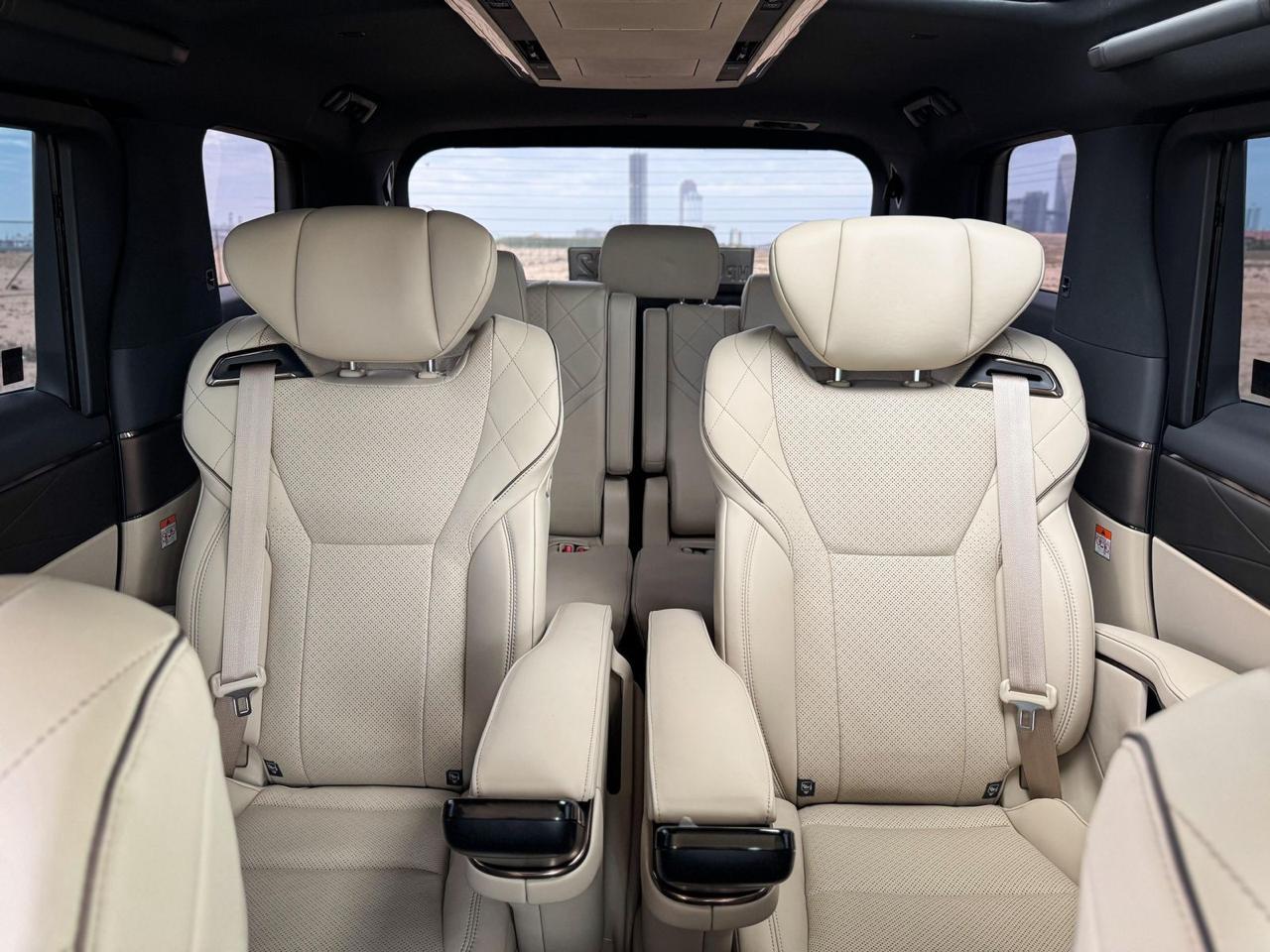 Toyota Alphard — Airport Transfer & Charters, Colombo gallery photo 4
