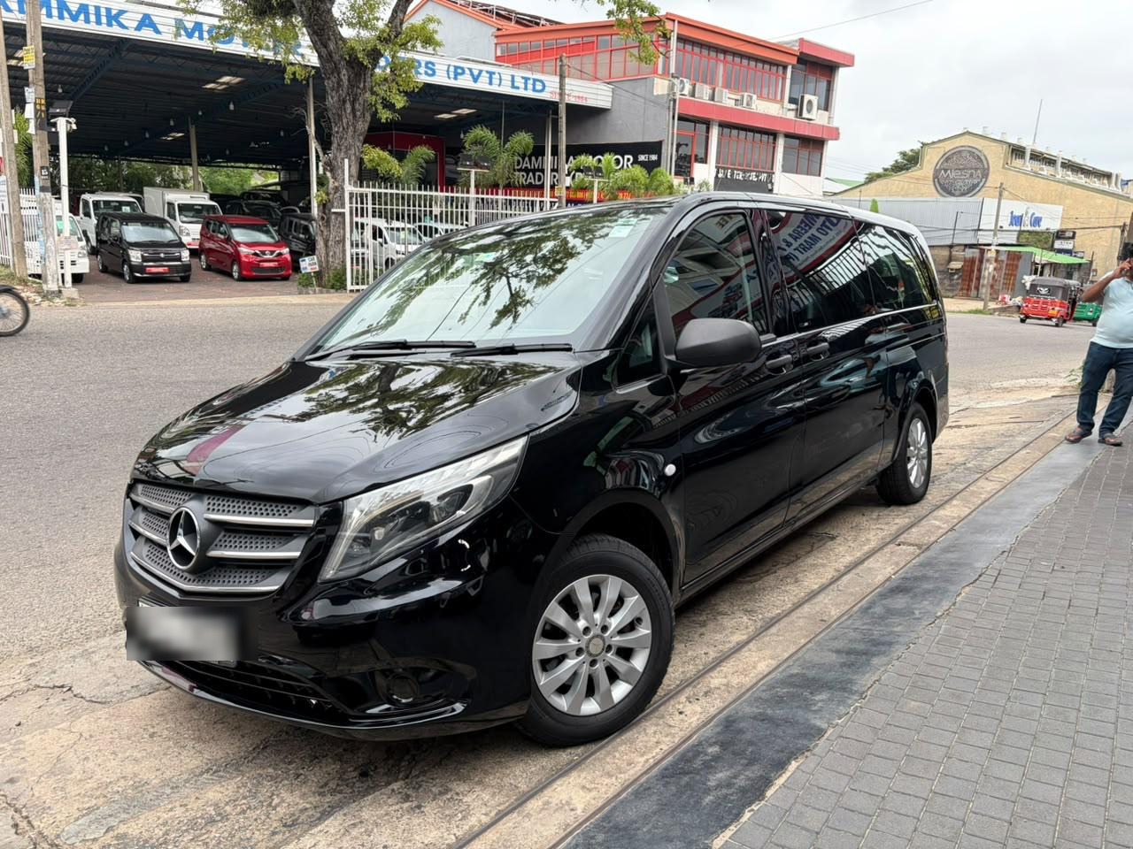 Mercedes V-Class & Vito — Airport Transfer & Charters, Colombo gallery photo 12