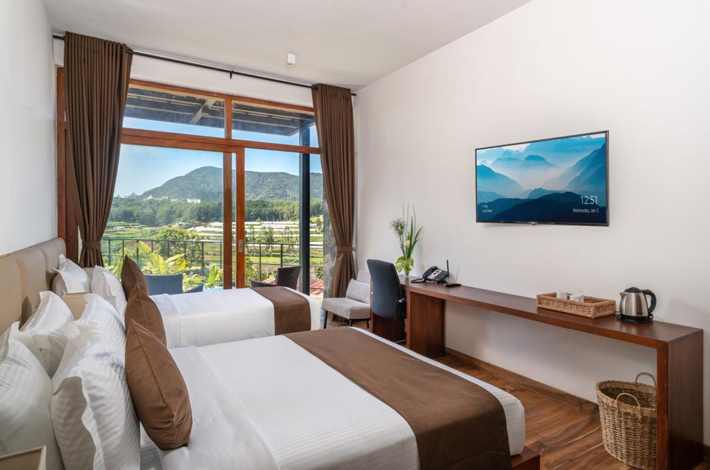 Sulanga Luxury Chalets — whole villa gallery photo 4