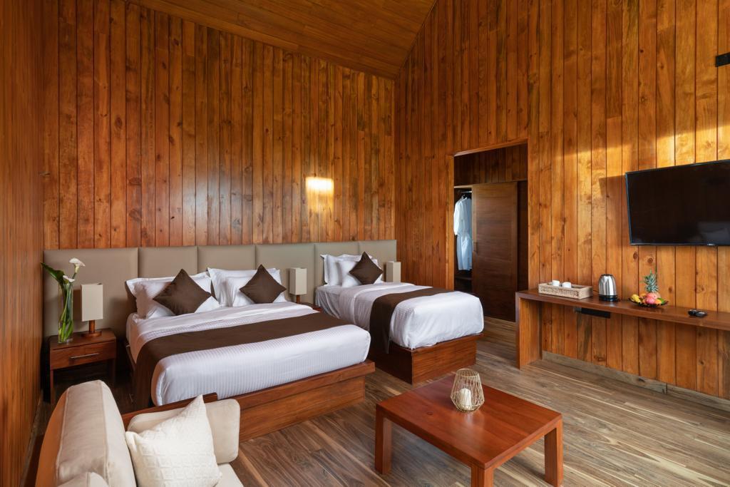 Sulanga Luxury Chalets — whole villa gallery photo 7
