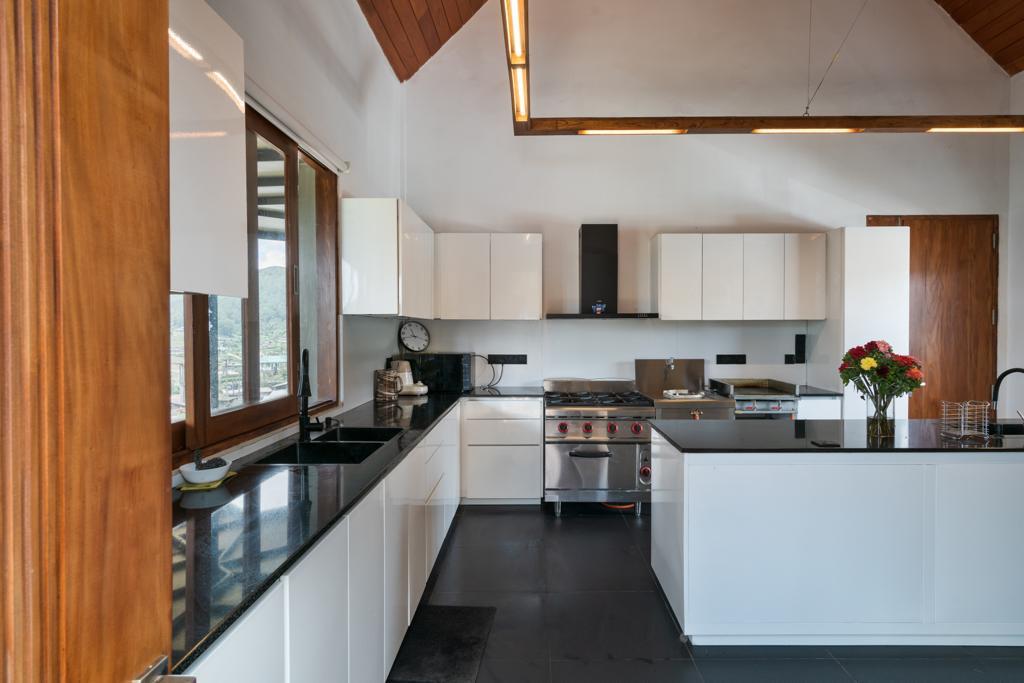 Sulanga Luxury Chalets — whole villa gallery photo 17